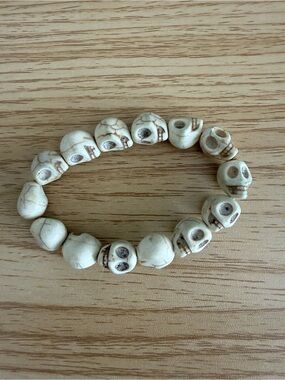 Brandy Melville White Skull Bead Stretch Bracelet -